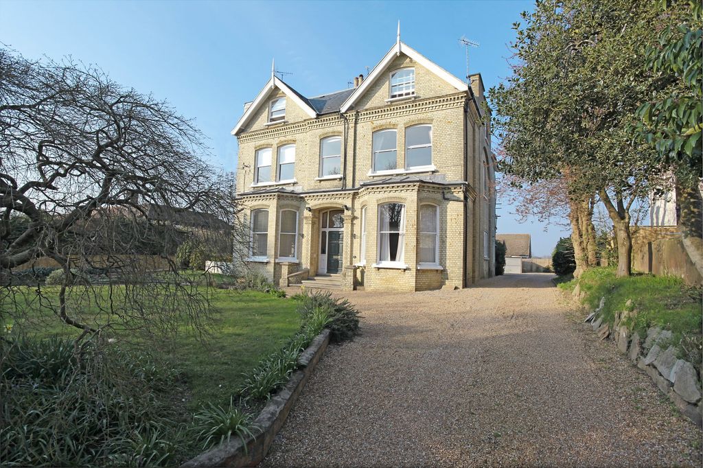 Property photo 1 of 13 Photo 1