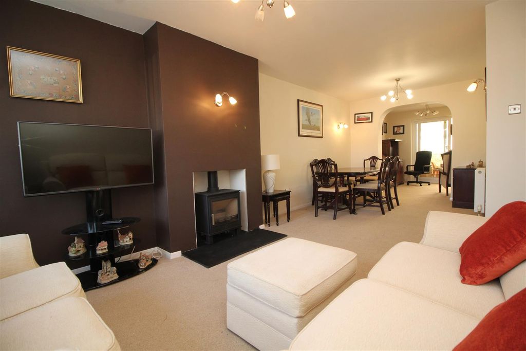 Property photo 2 of 16 Living Room 2 .Jpg