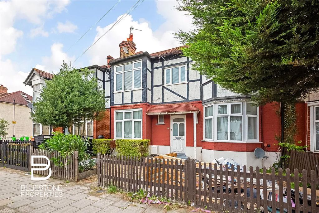 Property photo 1 of 12