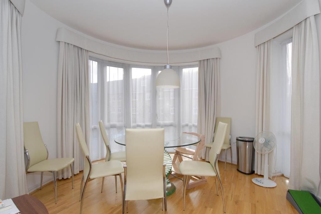 Property photo 2 of 10 Dining Area