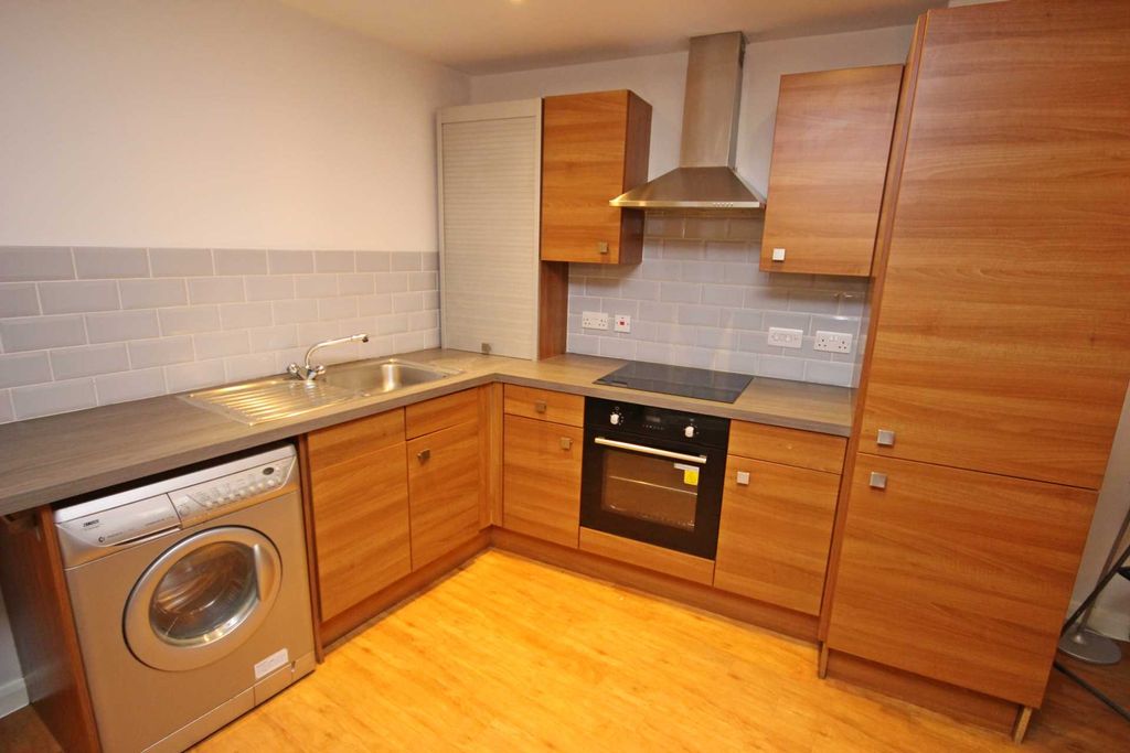 Property photo 2 of 11