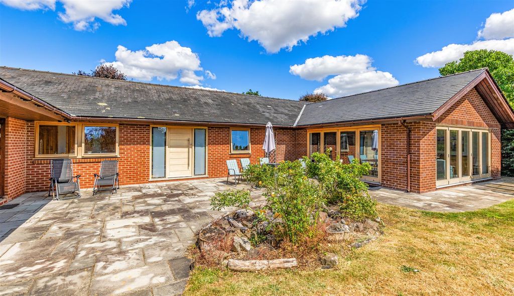 Additional image 18 of 5 bed detached bungalow for saleOverbury Road, Hereford HR1