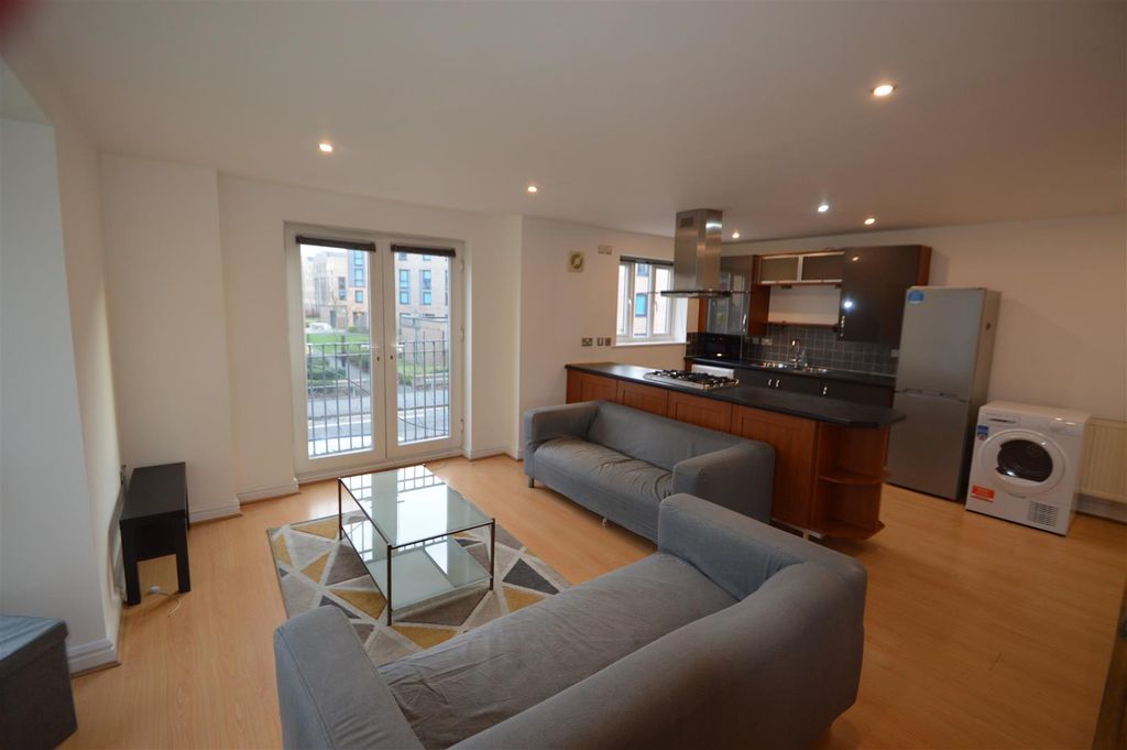 Property photo 2 of 7