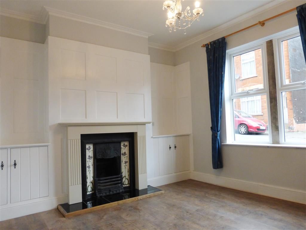 Property photo 2 of 17 Living Room