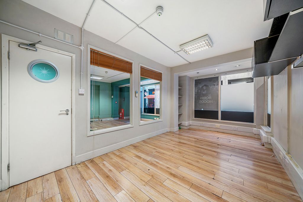 Property photo 3 of 10 Picture 3