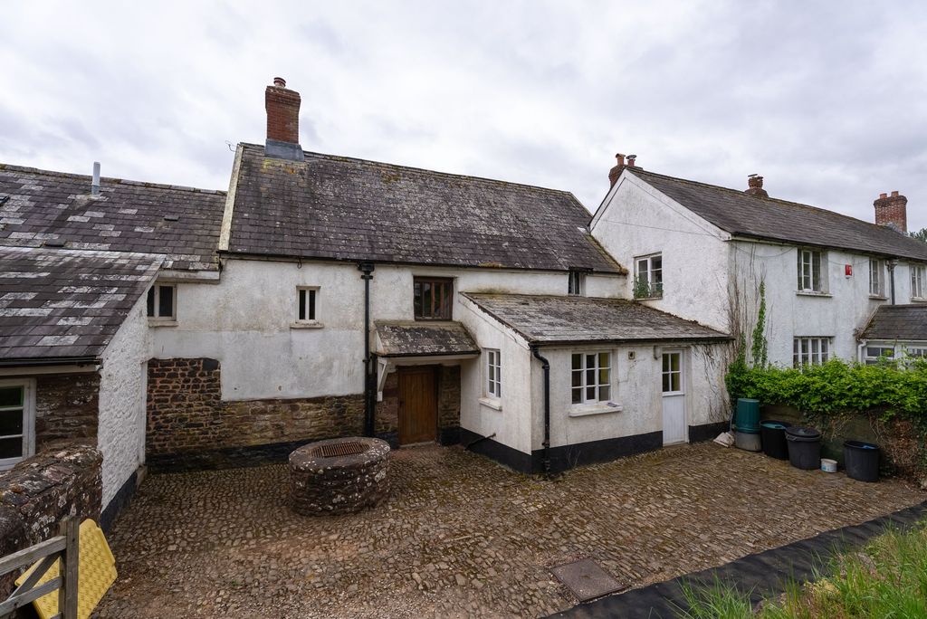 Property photo 1 of 24