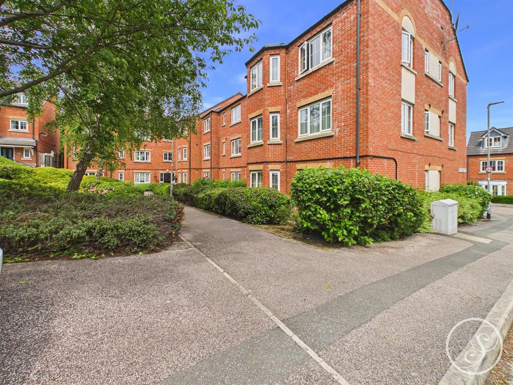 Property photo 1 of 12