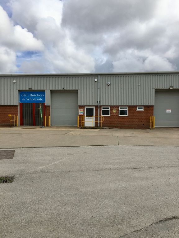 Property photo 1 of 9