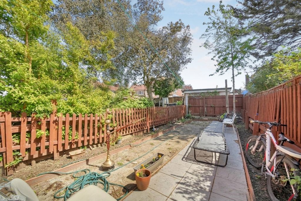 Property photo 2 of 20 Pbox-Img.Jpg