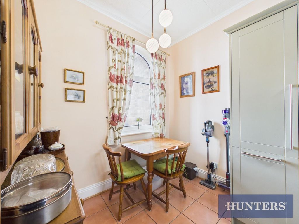 Additional image 5 of 2 bed flat for saleSouth Marine Drive, Bridlington YO15