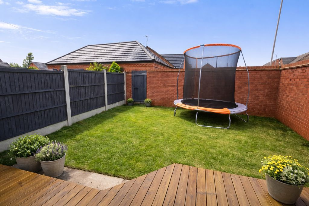 Property photo 3 of 13 Photo 3