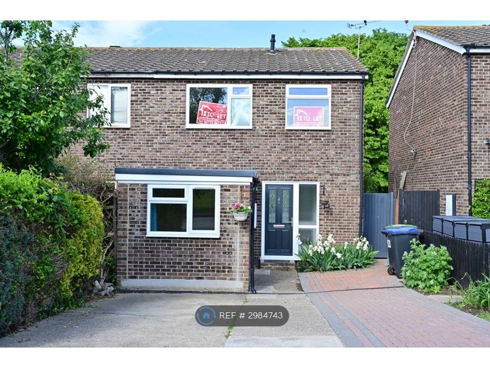 Property photo 2 of 24