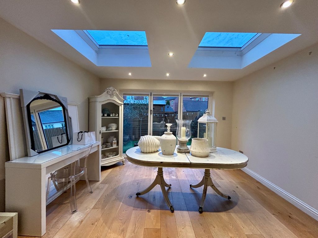 Property photo 2 of 19 Picture No. 08