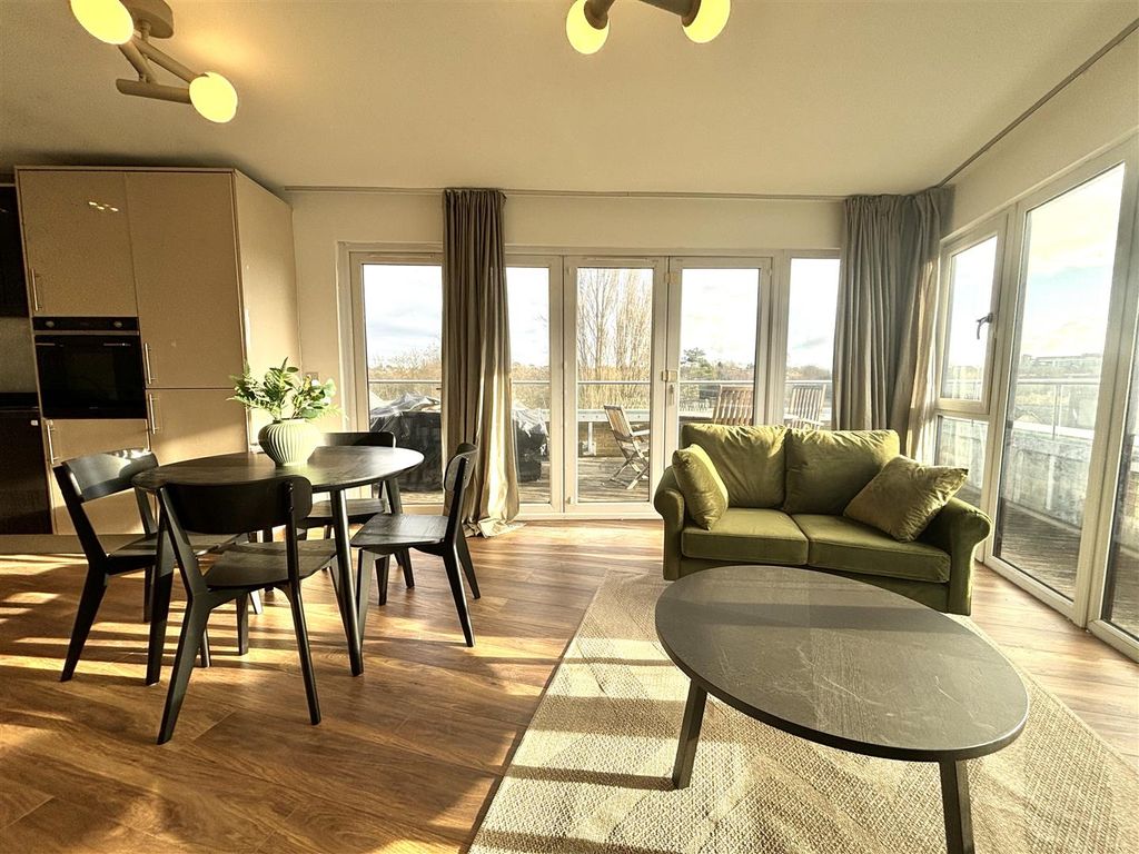 Property photo 2 of 8 Img_5861.Jpg