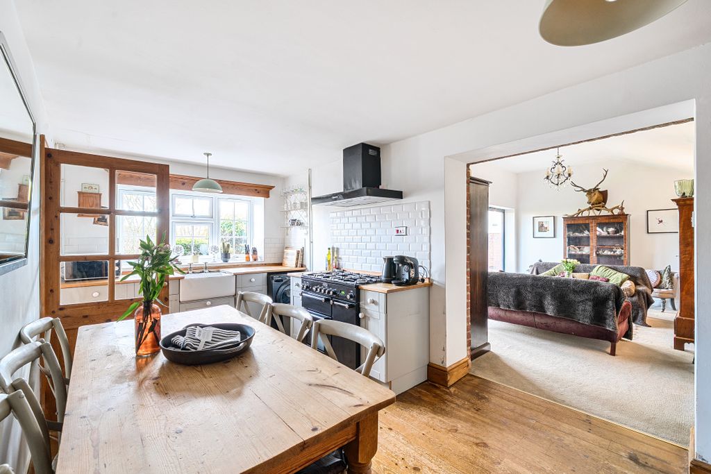 Property photo 2 of 17 13818079691Ded8332B26