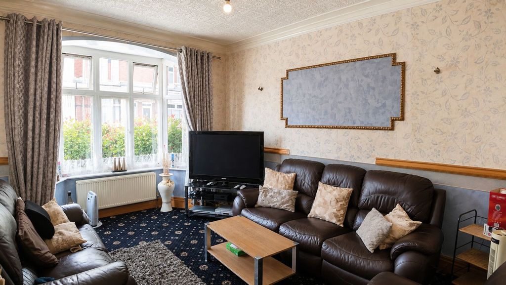 Property photo 2 of 10 Reception Room