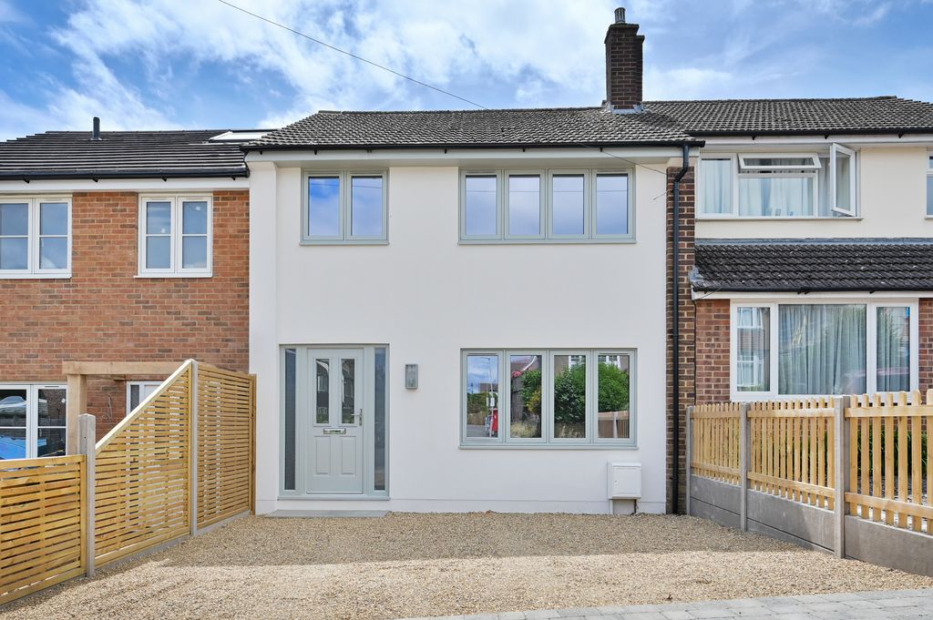 Property photo 1 of 16