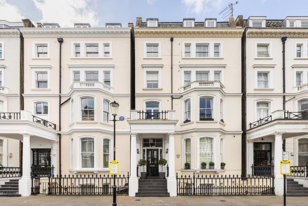 Property photo 1 of 13 Image