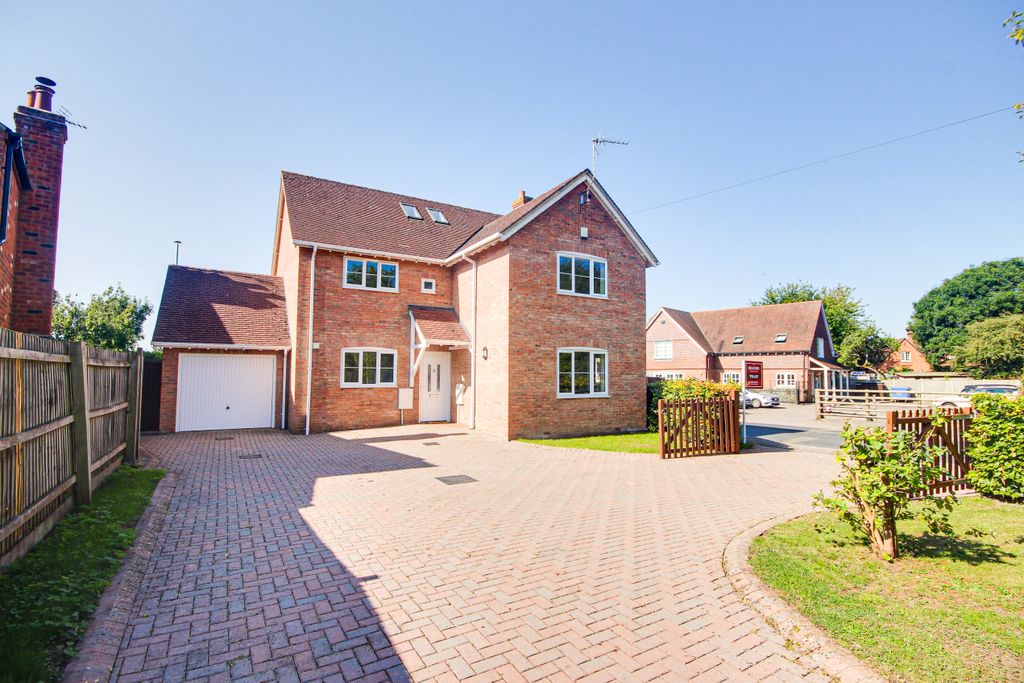 Property photo 1 of 16