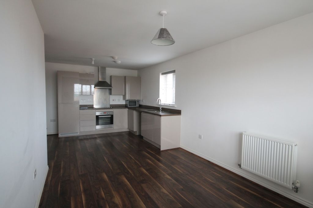 Property photo 3 of 8 Living Area/Kitchen
