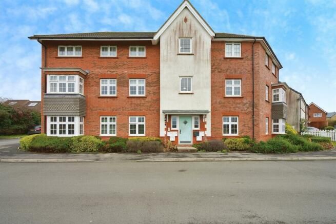 Property photo 1 of 13 Front