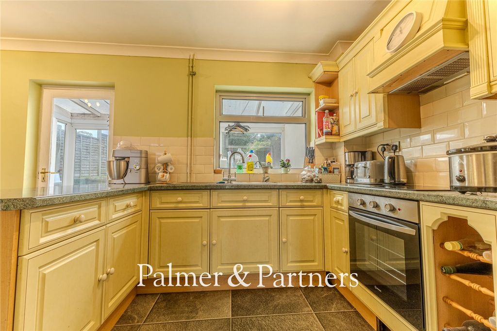 Property photo 2 of 18 Picture No. 03