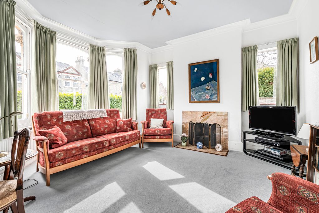 Property photo 2 of 24 4048584