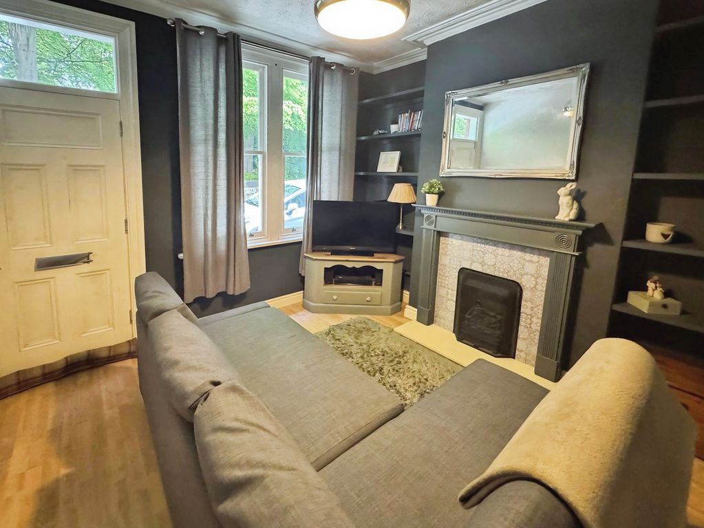 Property photo 2 of 17 4Fbe230A-484444c4-Aa09-4721-A6c6-d4A1Dddd475F