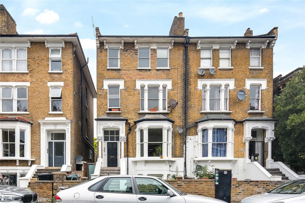 Property photo 1 of 14 Exterior