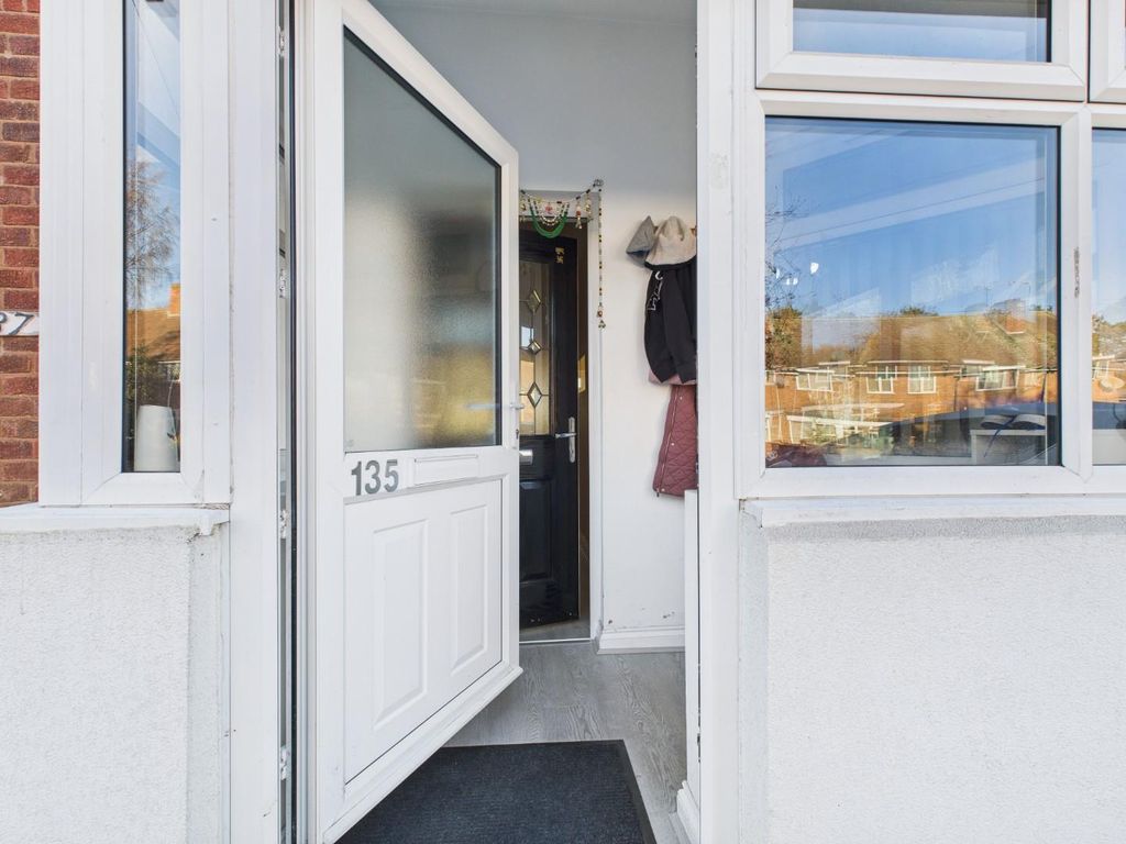 Property photo 3 of 15 Cam05348G0-Pr0025-Still017.Jpg