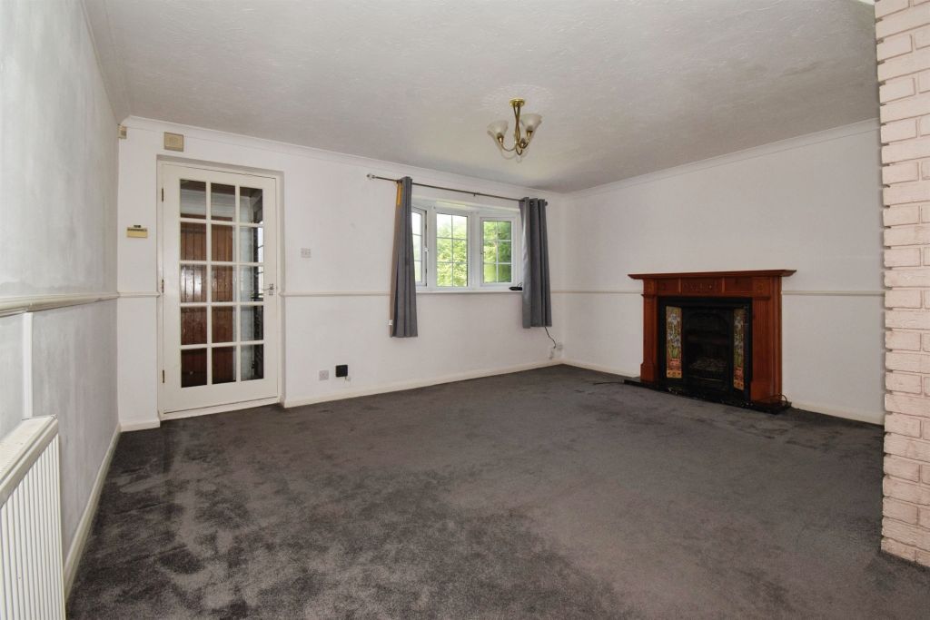 Property photo 2 of 23