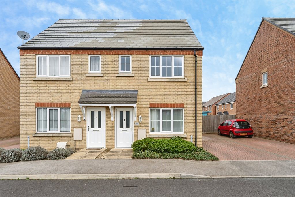 Property photo 1 of 17