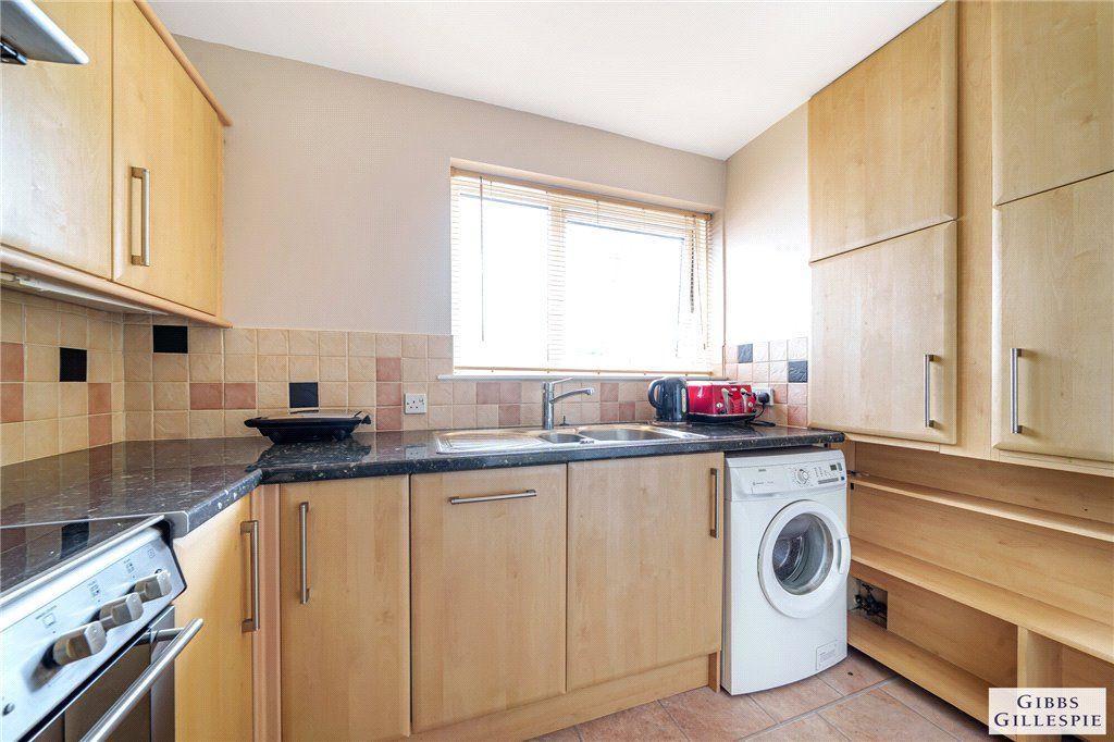Property photo 3 of 17 Picture No. 44