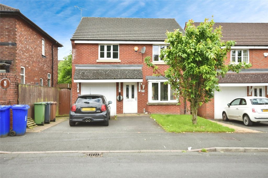 Property photo 1 of 16 External
