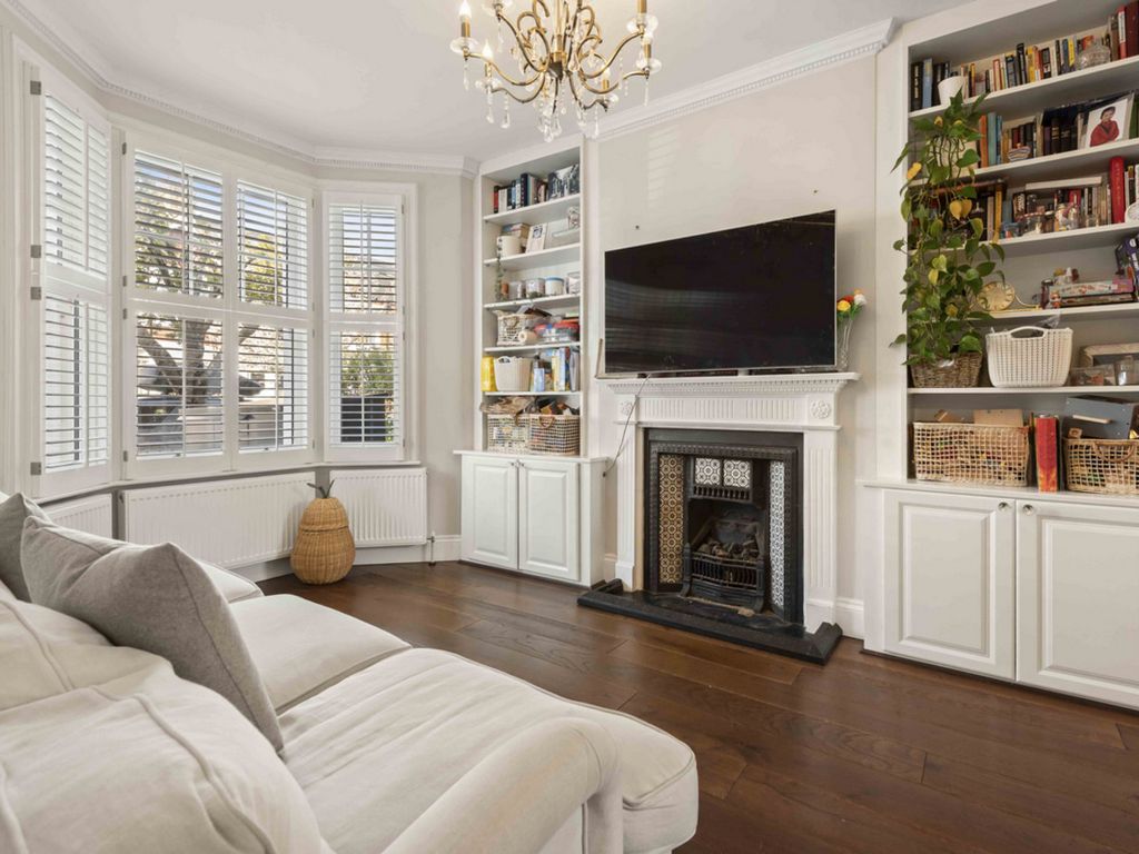 Property photo 2 of 24