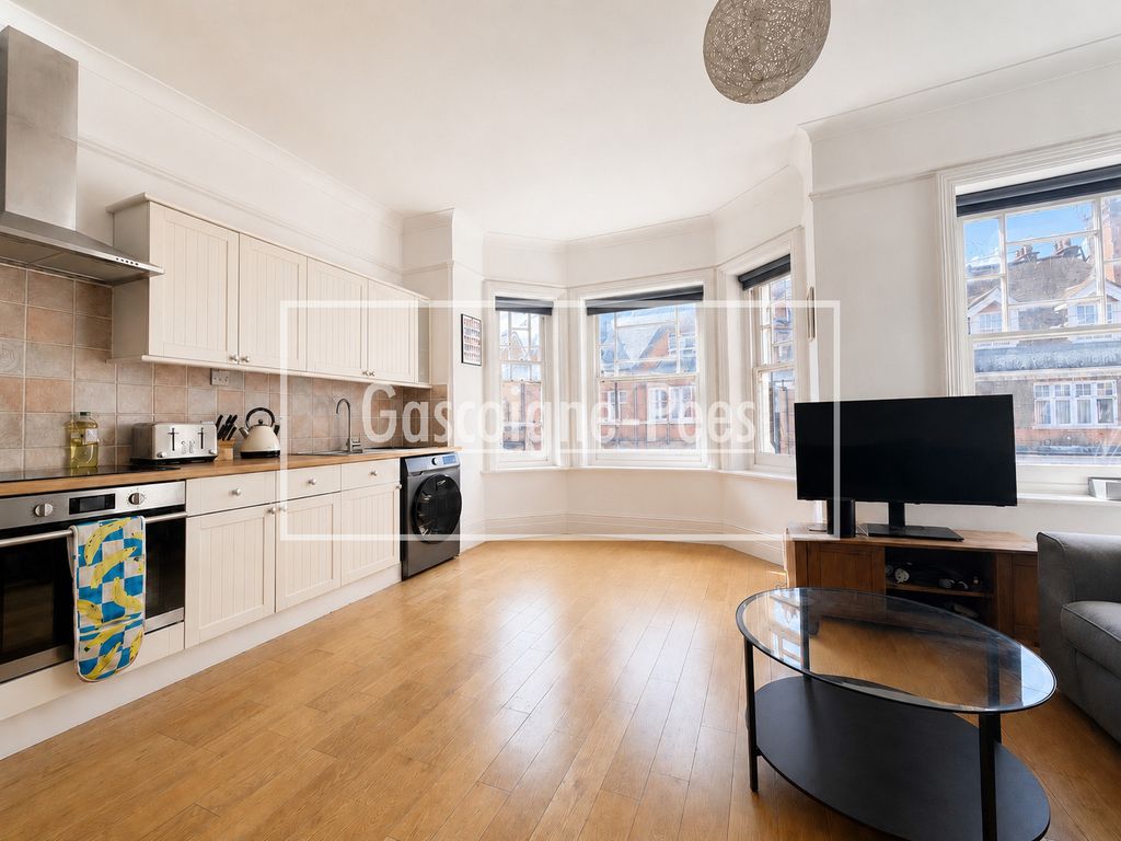 Property photo 2 of 6
