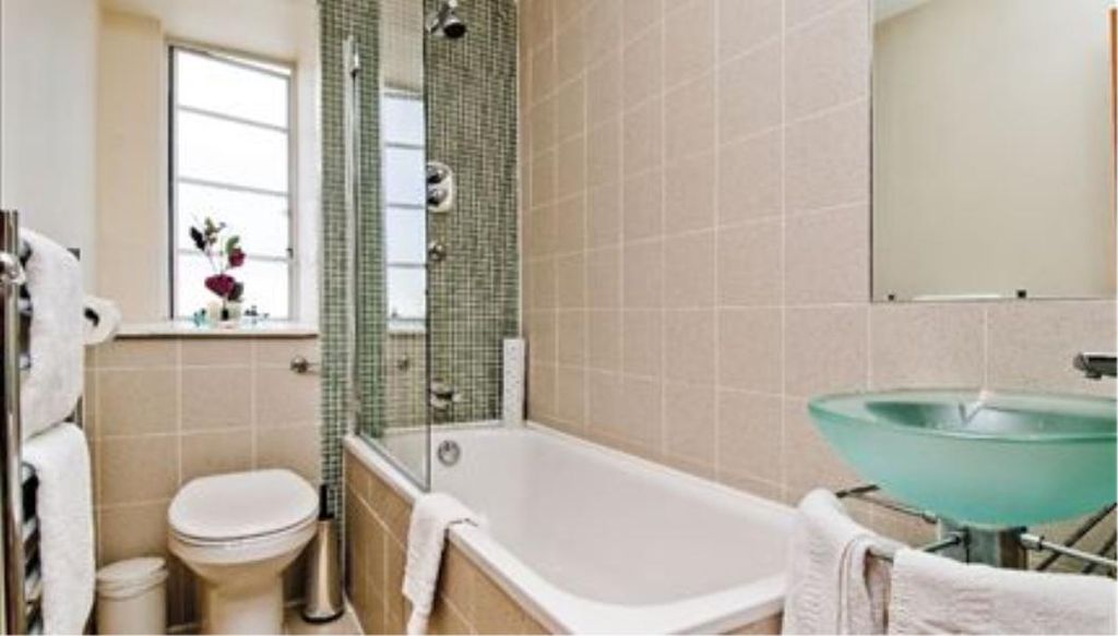 Property photo 3 of 4