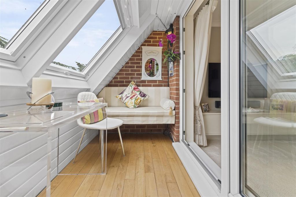 Additional image 9 of 3 bed flat for saleSt. Johns Road, Meads, Eastbourne BN20
