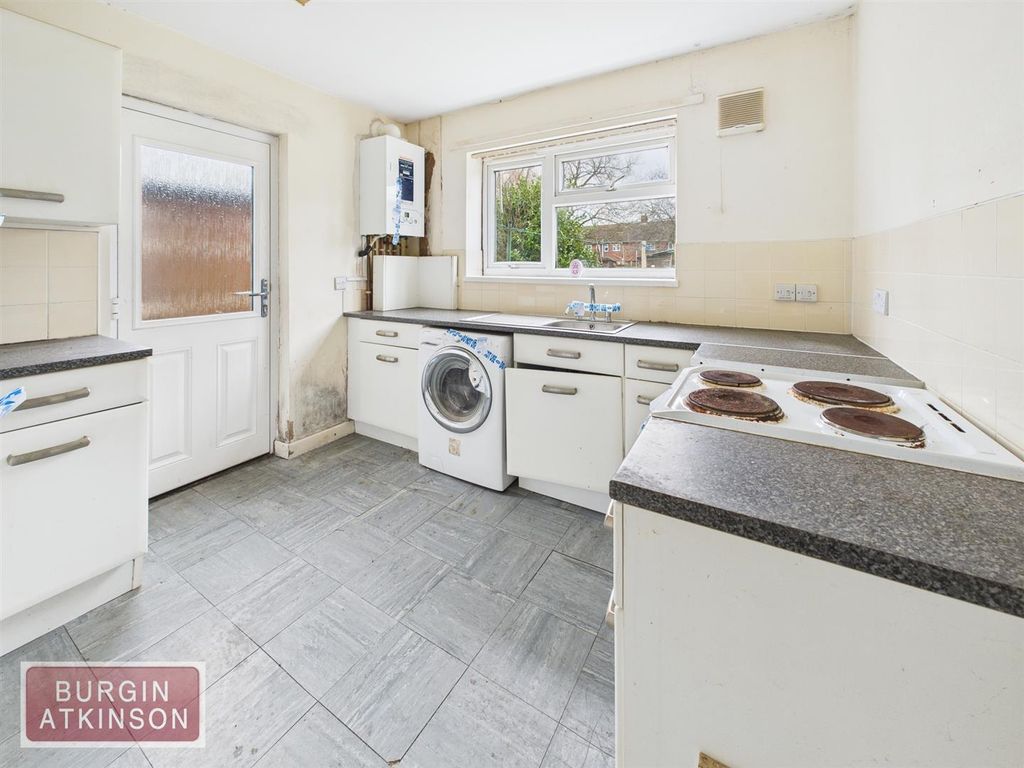 Property photo 3 of 11 Cam01619G0-Pr0180-Still013.Jpg