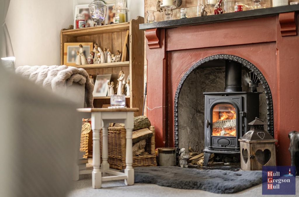 Property photo 2 of 17 3Ef5Bbb3-1893-47Ac-A49c-7423B480483F.Jpg