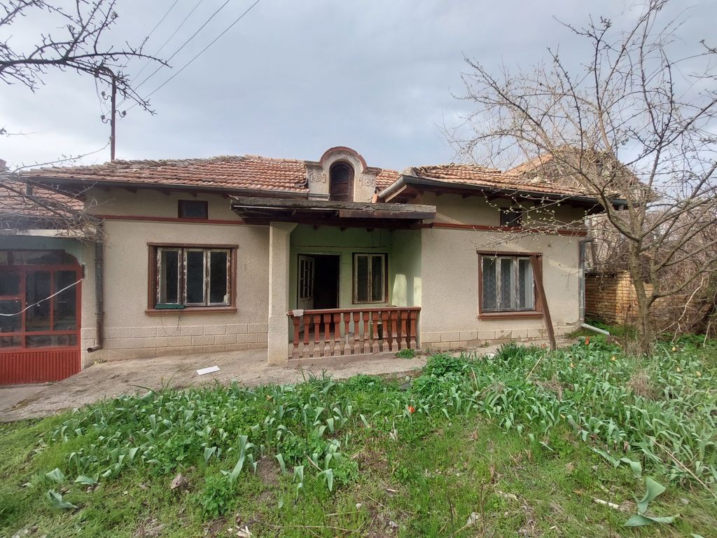 Property photo 1 of 5
