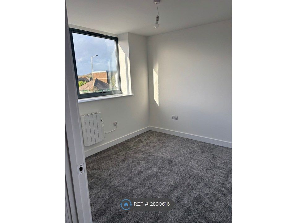 Property photo 3 of 5