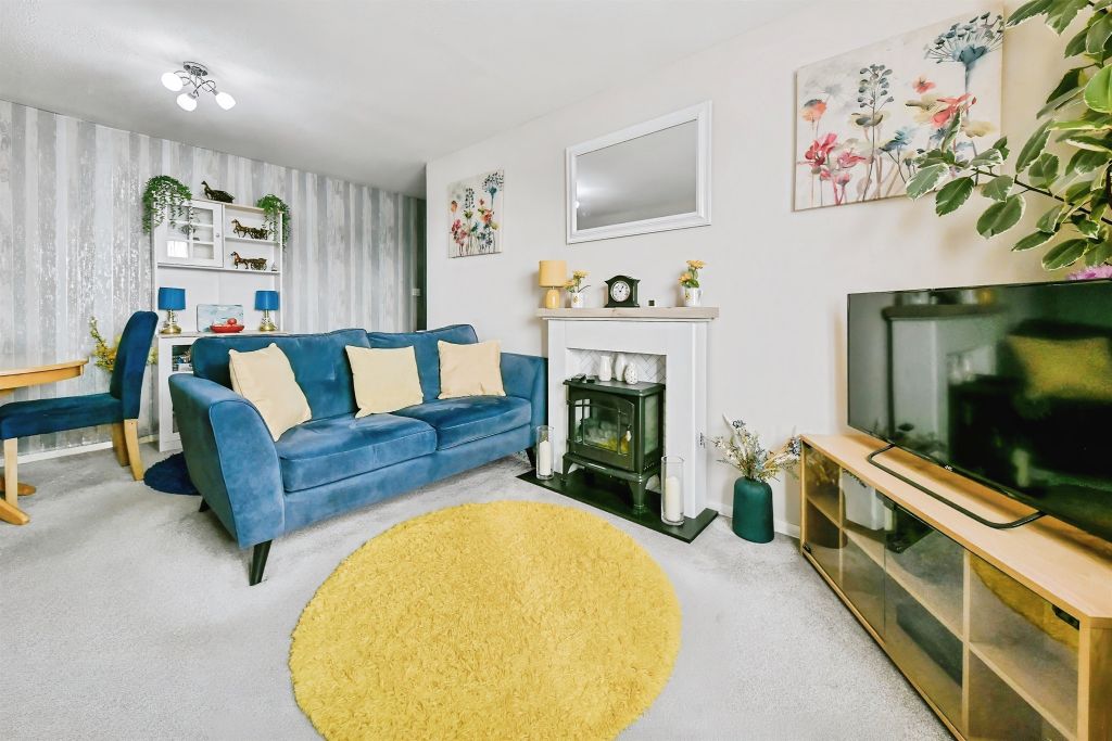 Property photo 2 of 14