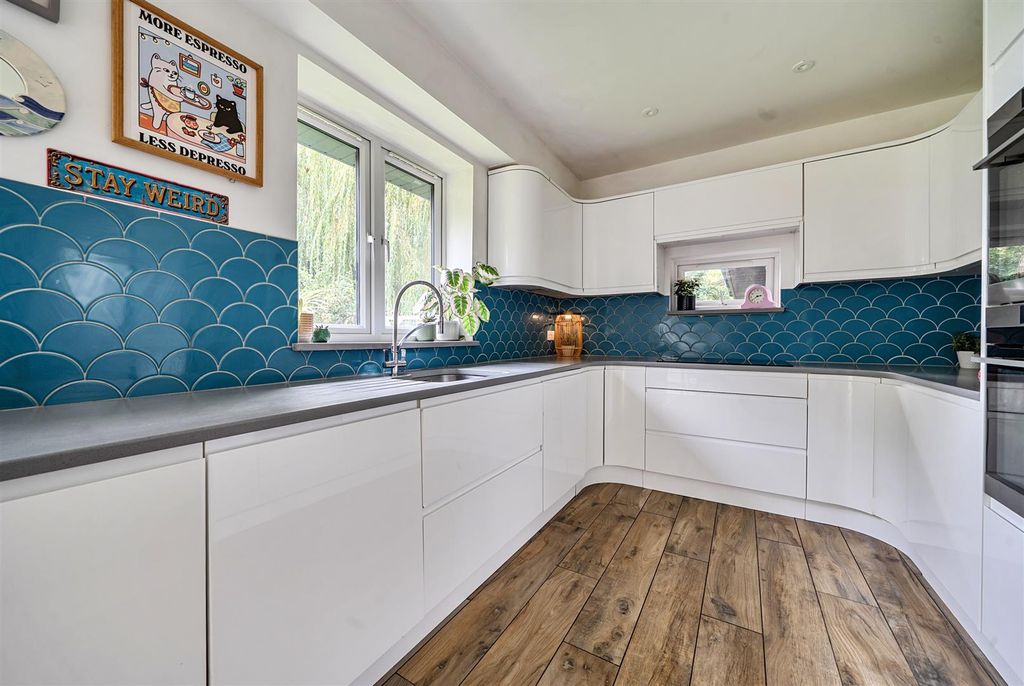 Property photo 3 of 35 1522417 (7).Jpg