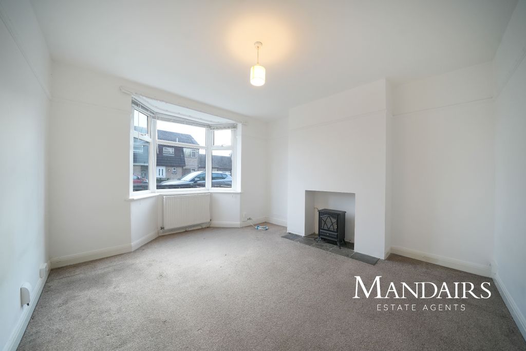 Property photo 3 of 24