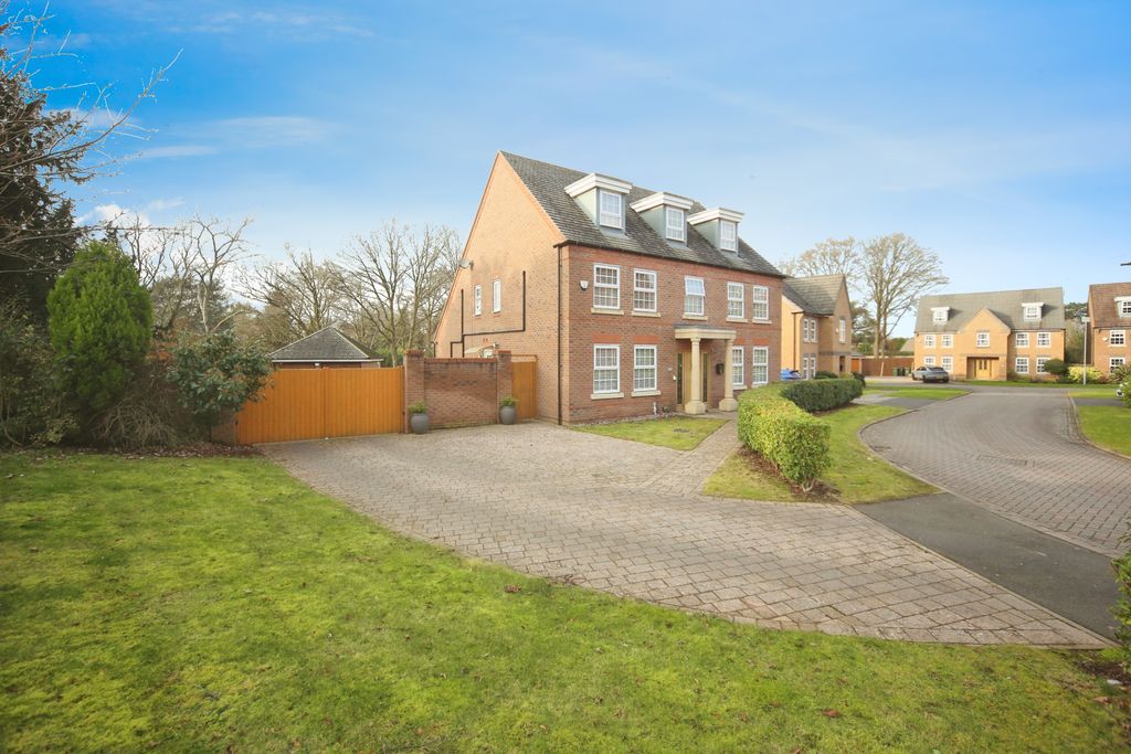 Property photo 1 of 22