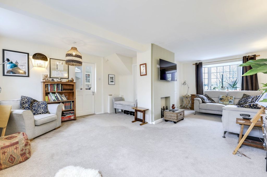 Property photo 2 of 15 Picture No. 07