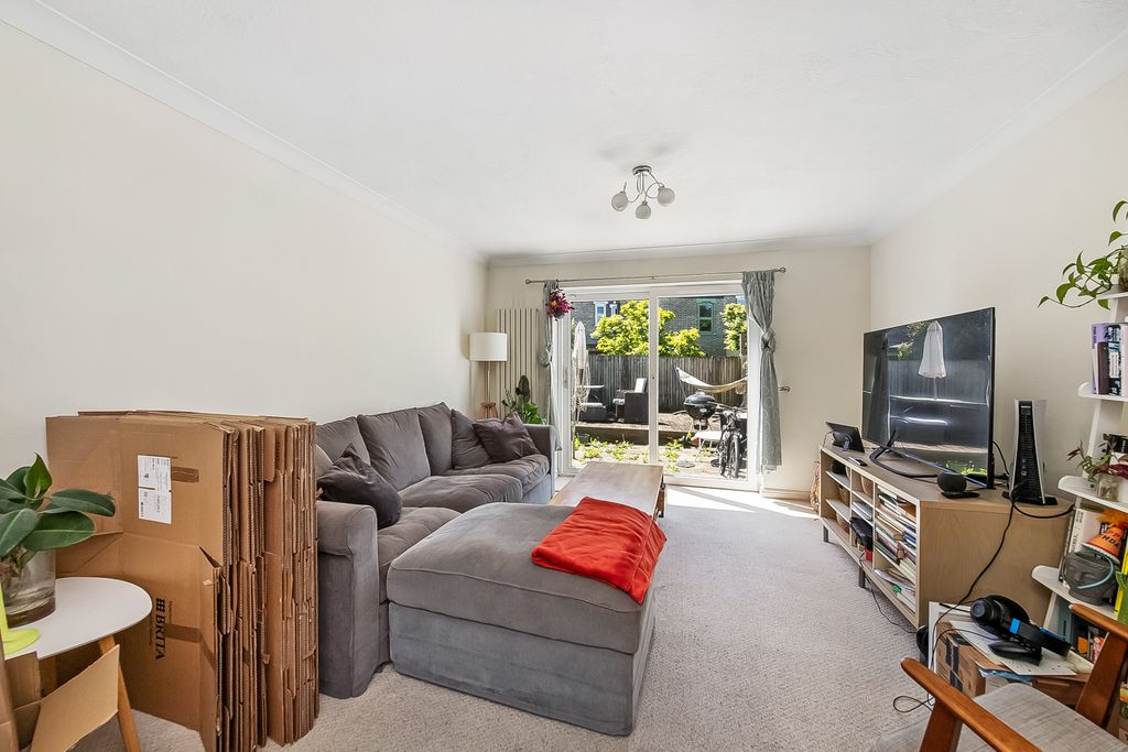 Property photo 2 of 15