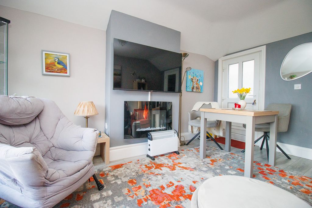 Additional image 5 of 4 bed maisonette for saleHope Street, Filey YO14