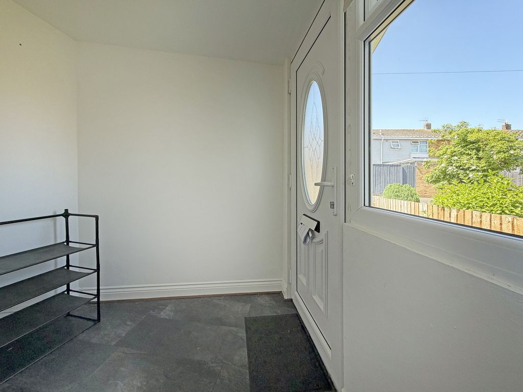 Property photo 2 of 26